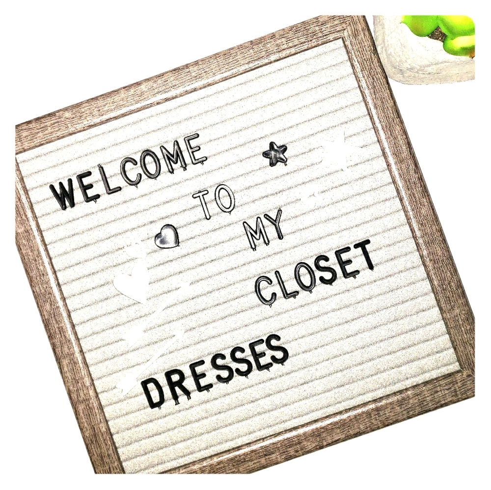 Welcome to My Dresses Closet‼